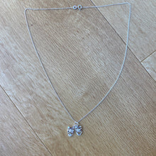 Load image into Gallery viewer, Drama necklace
