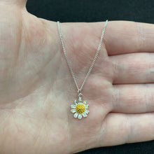 Load image into Gallery viewer, Sunflower necklace
