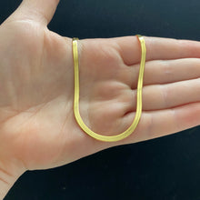 Load image into Gallery viewer, Gold statement choker
