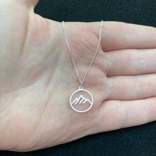 Load image into Gallery viewer, Mountain range necklace
