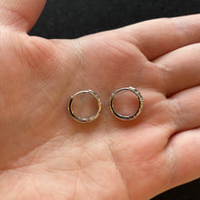 Load image into Gallery viewer, Starburst hoop earrings
