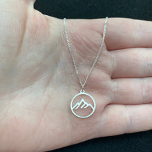 Load image into Gallery viewer, Mountain range necklace
