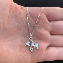Load image into Gallery viewer, Dragon necklace
