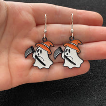 Load image into Gallery viewer, Cute ghost earrings
