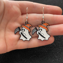 Load image into Gallery viewer, Cute ghost earrings
