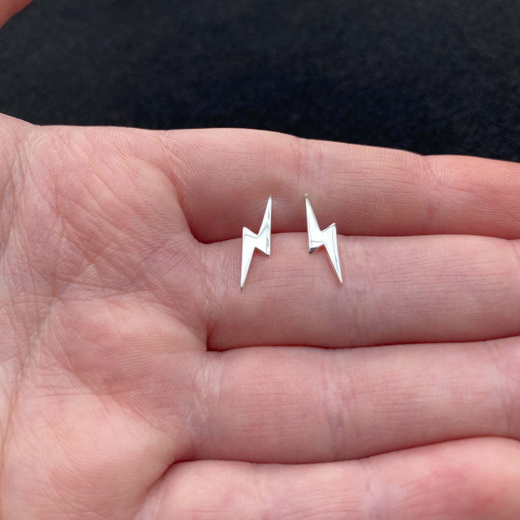 Lightning studs