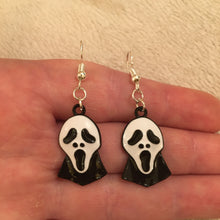Load image into Gallery viewer, Scream earrings
