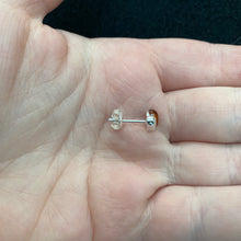 Load image into Gallery viewer, Amber heart studs
