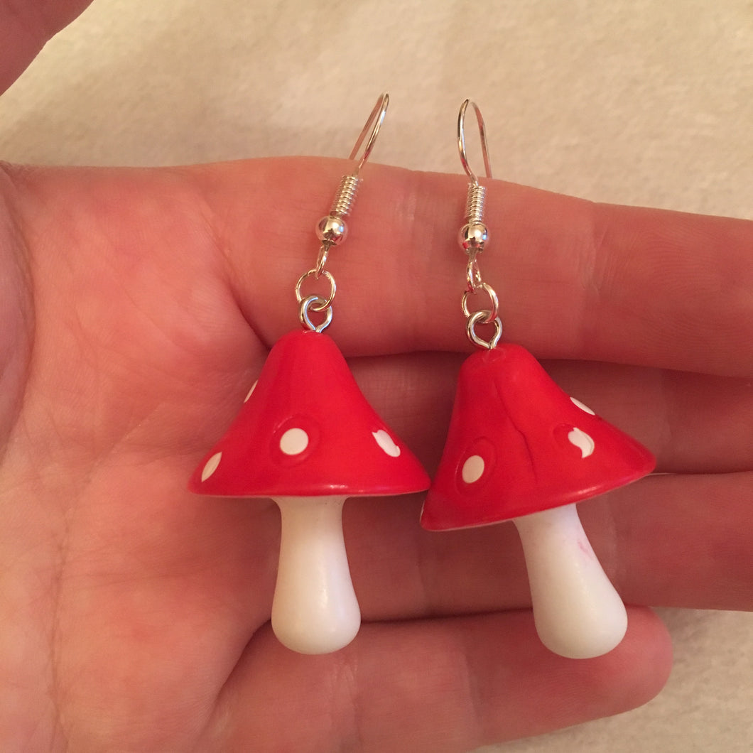 Red mushroom earrings