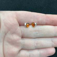 Load image into Gallery viewer, Amber heart studs
