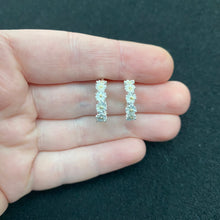Load image into Gallery viewer, Daisy chain hoops
