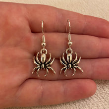 Load image into Gallery viewer, Spider earrings
