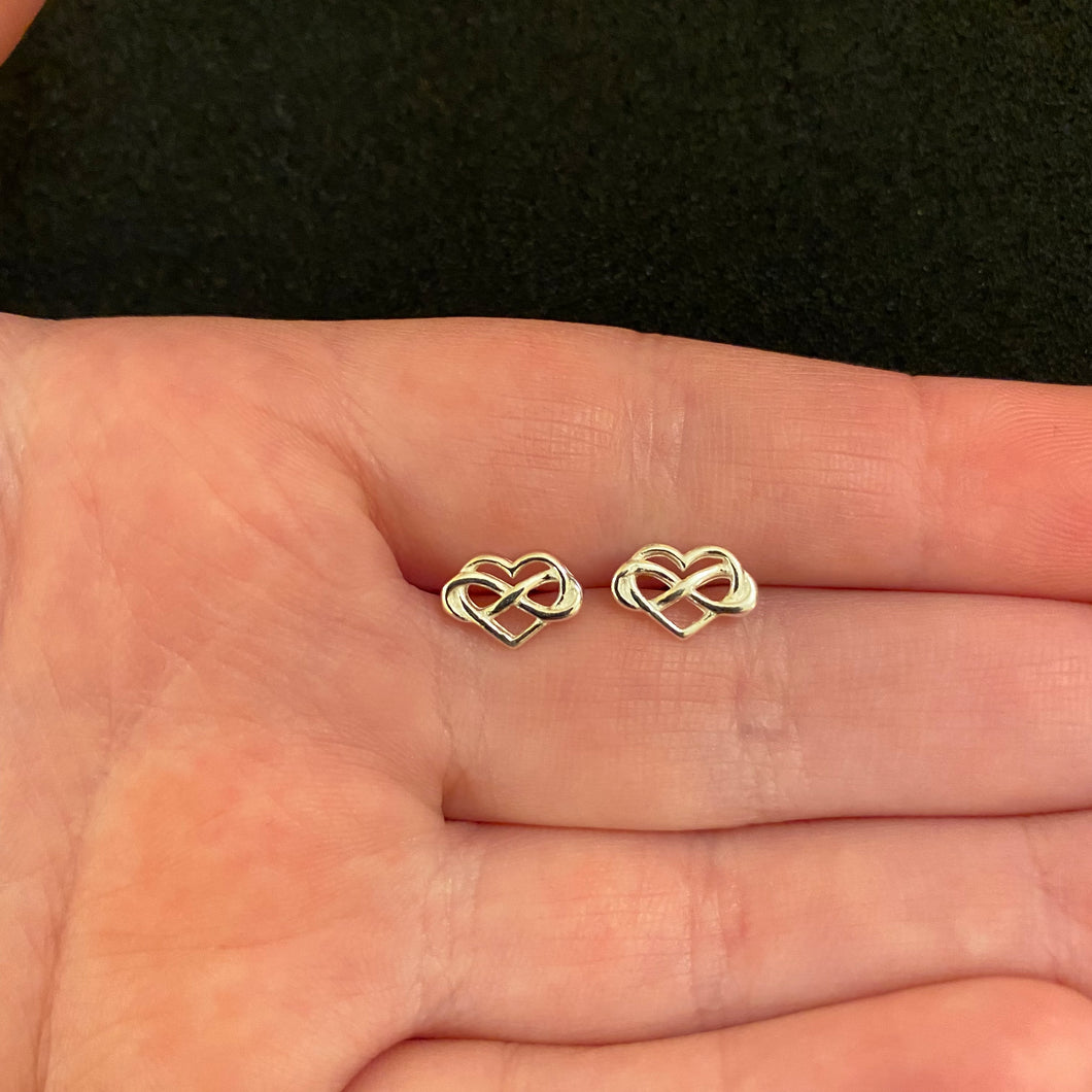 Infinity heart studs
